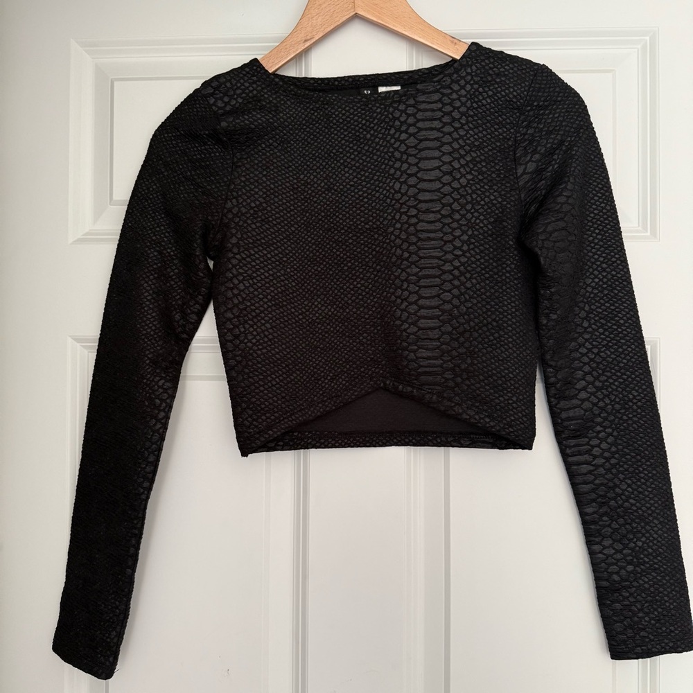 H&M crop top